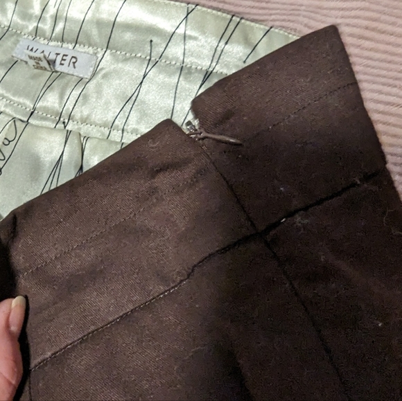 Walter | Ladies Brown & Tweed Suit Set (Blazer and Skirt) - Picture 5 of 10